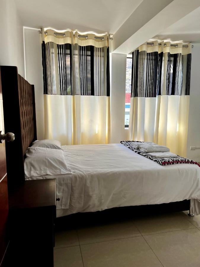Hostal Santa Rosa Caraz Ngoại thất bức ảnh